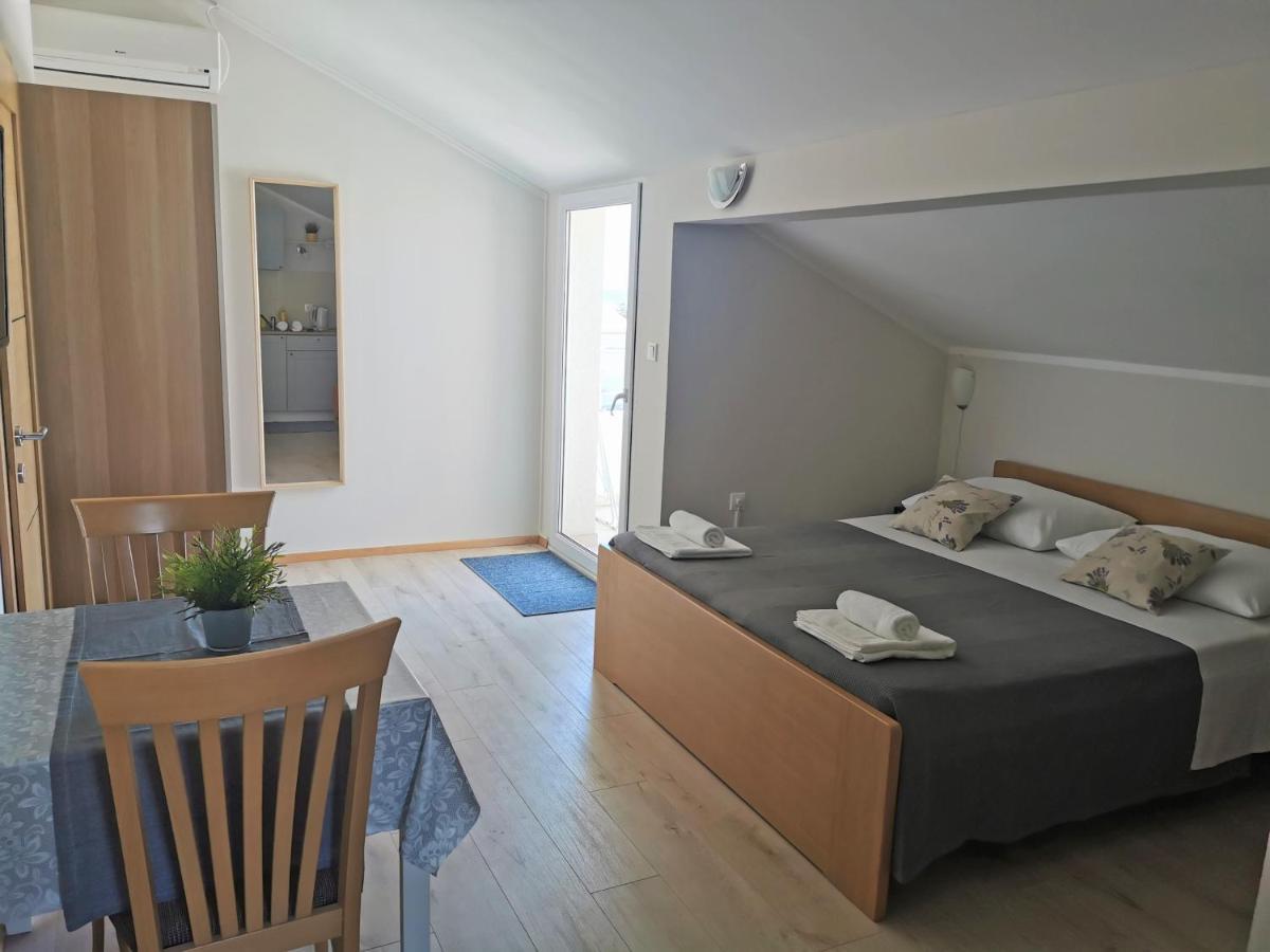 Lenka Apartments II Novalja Luaran gambar