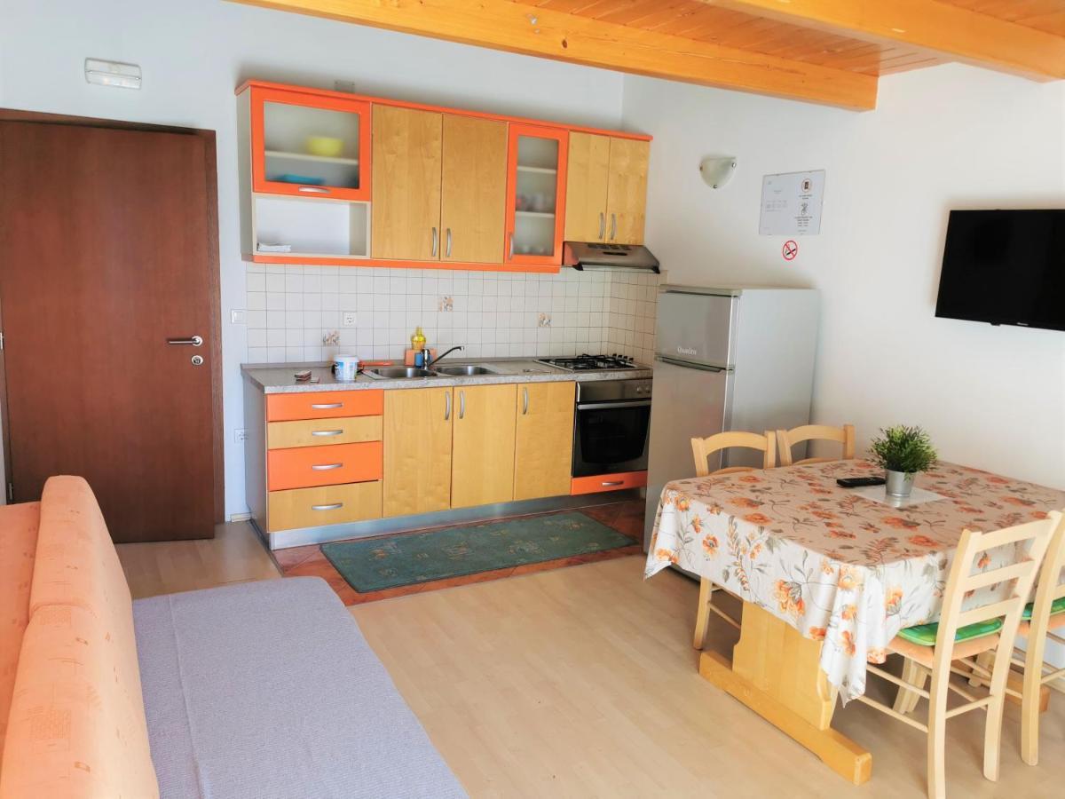 Lenka Apartments II Novalja Luaran gambar