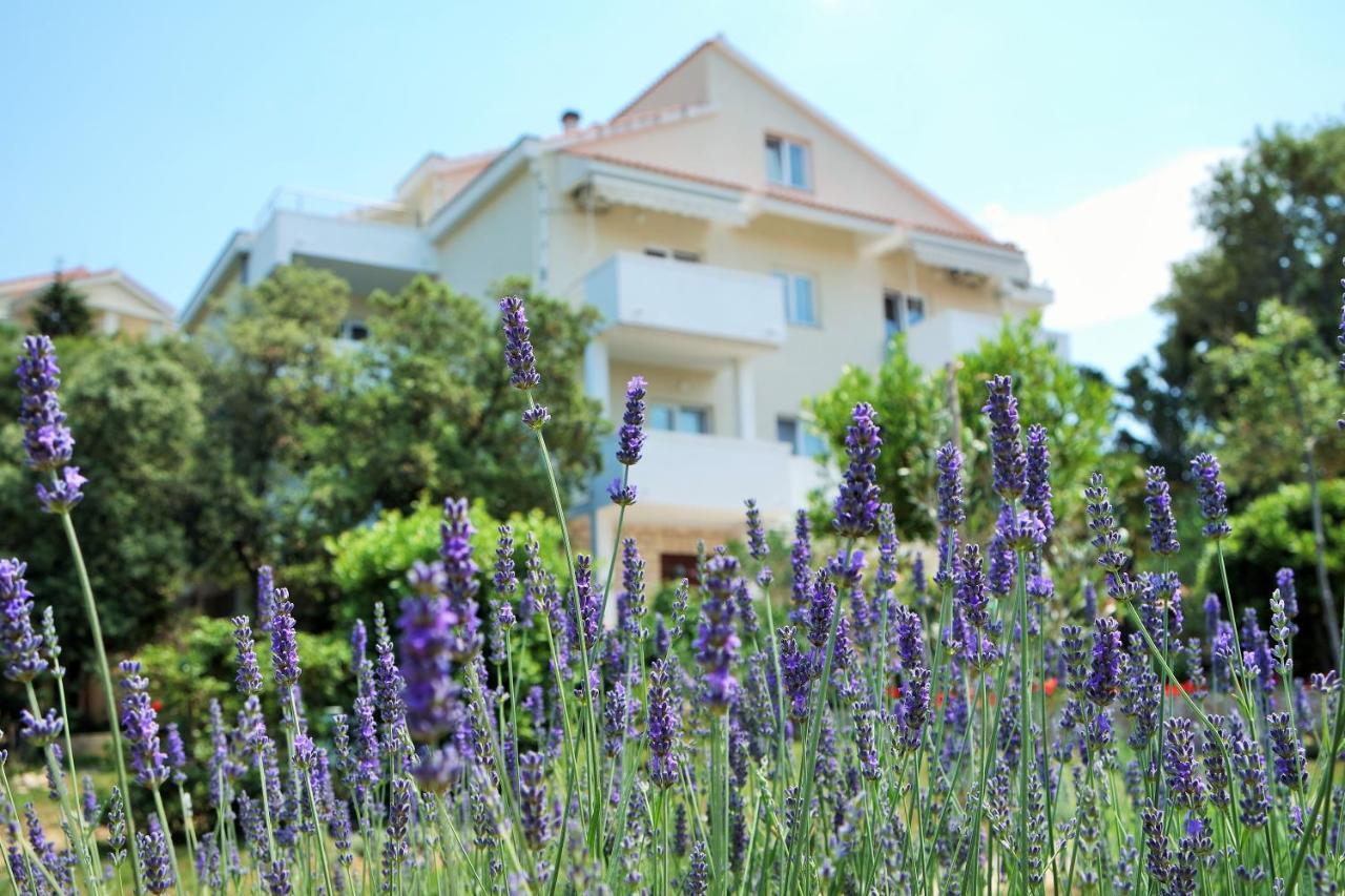 Lenka Apartments II Novalja Luaran gambar